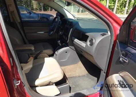 2014 Jeep Compass Latitude из США, поврежденный, VIN 1C4NJDEB2ED517403